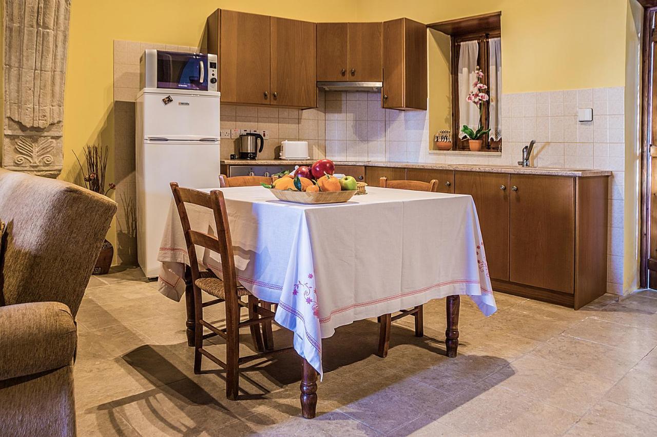 To Konatzi Tou Flokka Apartment Agios Theodoros Екстериор снимка
